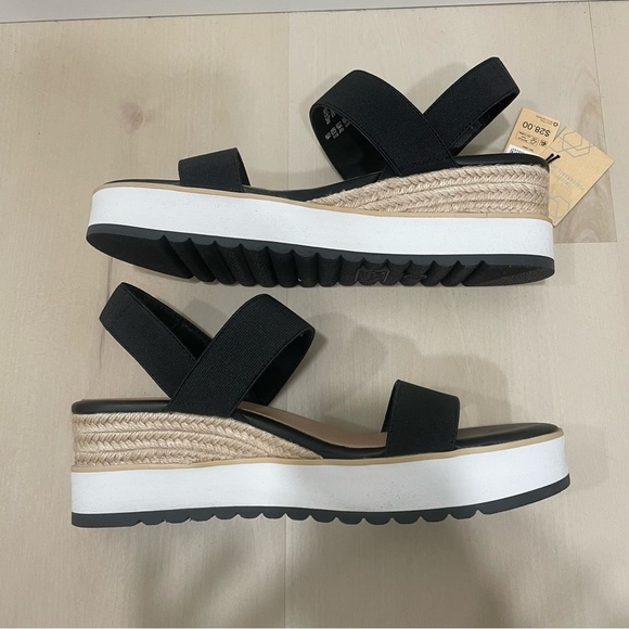 NWT Madden NYC Women’s Size 10 Talla Wedge Sandals Strap Black White Cream - Picture 9 of 13